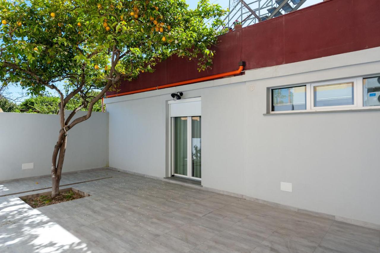 Lemon'S Apartment Elmas Exterior photo